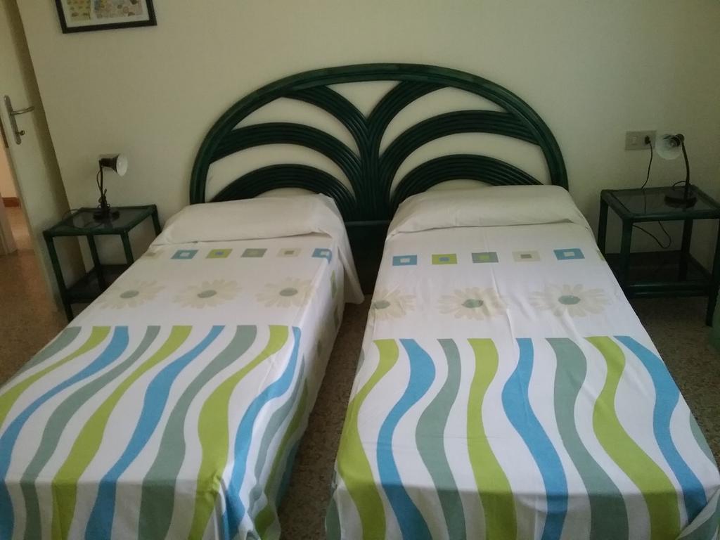 Casa Marialuigia - Appartamenti Solo Per Famiglie Lido di Jesolo Exterior foto